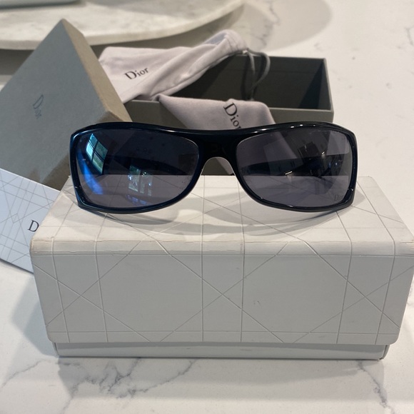 Authentic Dior Sunglasses - retro main image 11